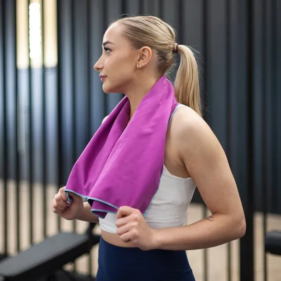 METEOR ręcznik z mikrofibry szybkoschnący z pokrowcem 90x50 różowy, Kolor: bakłażanowy, Rozmiar: M, 8 zdjęcie