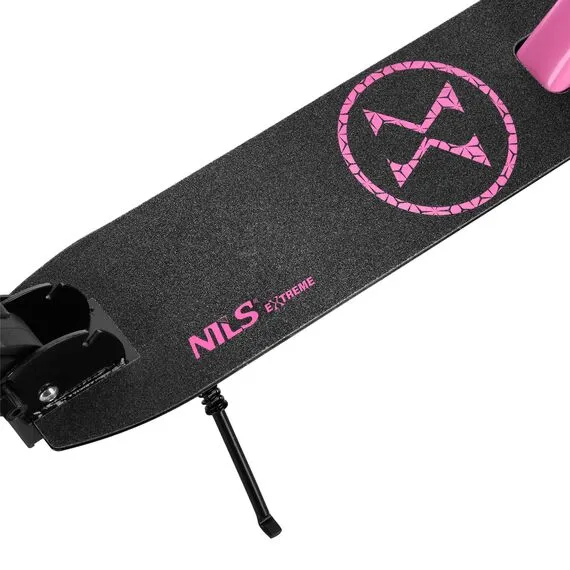 NILS EXTREME hulajnoga młodzieżowa z kauczukowymi kołami HM1302 czarna/różowa, Kolor: różowa, Waga: 4kg, 9 zdjęcie NILS EXTREME hulajnoga młodzieżowa z kauczukowymi kołami HM1302 czarna/różowa, Kolor: różowa, Waga: 4kg, 9 zdjęcie