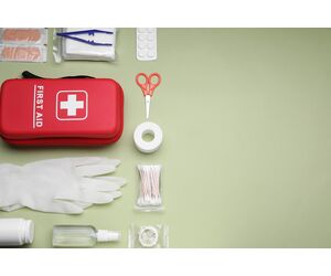 Jak wyposażyć sportową apteczkę?