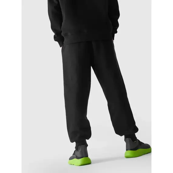 4F JUNIOR Spodnie dresowe chłopięce M761 czarne, Kolor: czarny, Rozmiar: 134, 2 zdjęcie