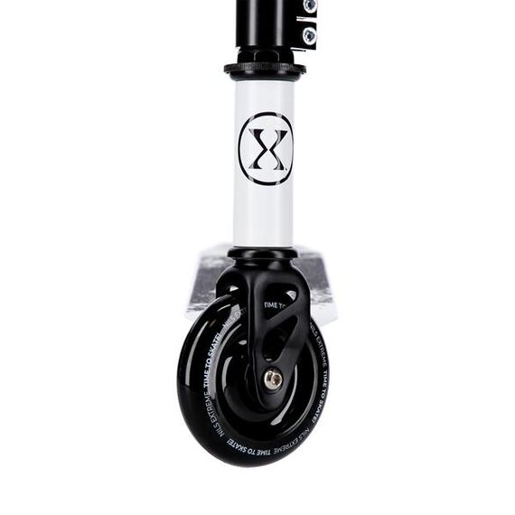 NILS EXTREME Hulajnoga do trików HS138 czarno-biała, Kolor: czarny, Waga: 2, 4 zdjęcie