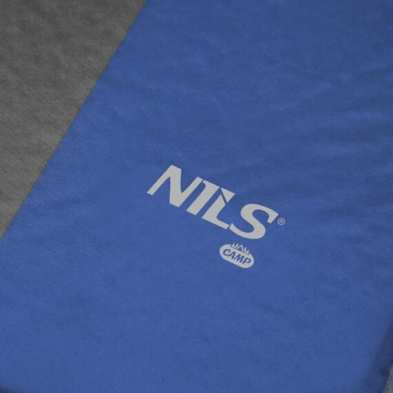 NILS CAMP mata samopompująca turystyczna z poduszka NC4349 granatowa, Kolor: niebiesko-szary, Waga: 1, 9 zdjęcie