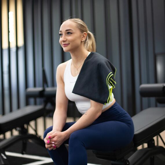 METEOR ręcznik z mikrofibry szybkoschnący z pokrowcem 90x50 czarny, Kolor: czarny, Rozmiar: M, 8 zdjęcie