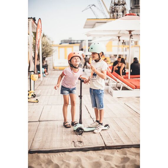 SCOOTANDRIDE Highwaykick 3 LED Hulajnoga ze świecącymi kółkami