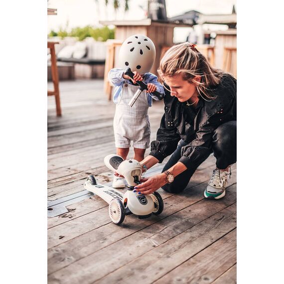 SCOOTANDRIDE hulajnoga Highwaykick 1 + kask regulowany jeździk dla dziecka zestaw 2w1, Kolor: szary, 3 zdjęcie