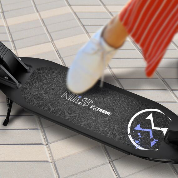 NILS EXTREME hulajnoga miejska z hamulcem ręcznym HM124T fioletowa, Kolor: fioletowy, Waga: 6 kg, 4 zdjęcie