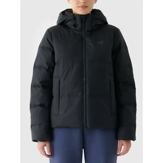 4F kurtka damska zimowa puchowa z kapturem 4FWAW25TDJAF594 czarna