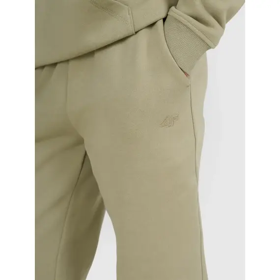 4F spodnie chłopięce z miękkim meszkiem wewnątrz z haftem