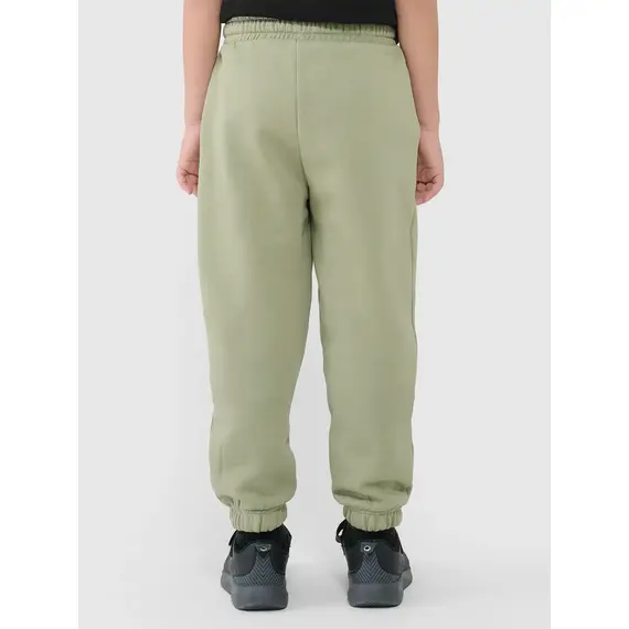 4F spodnie chłopięce z miękkim meszkiem wewnątrz z haftem