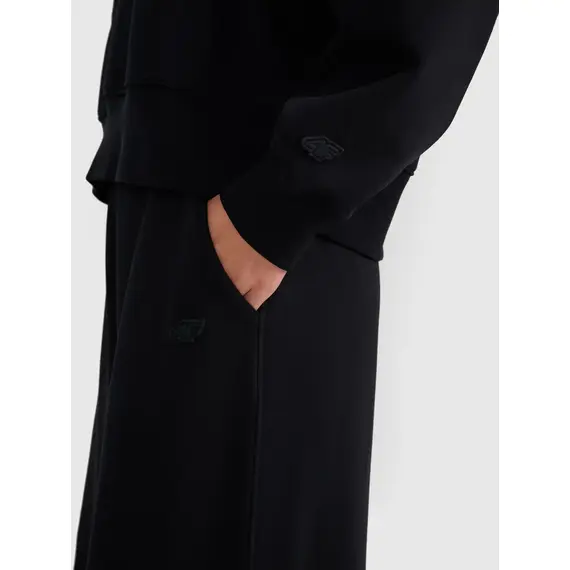4F bluza dresowa damska z kapturem 4FWAW25TSWSF1887 czarny