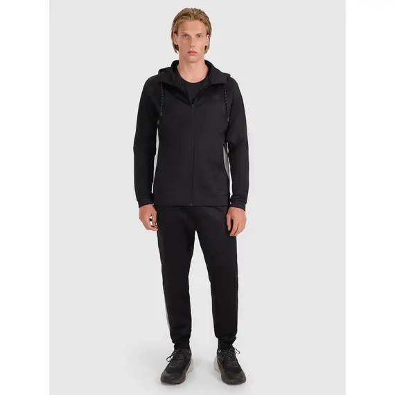 4F bluza męska treningowa zapinana z wykończeniem szybkoschnącym 4FWAW25TFSWM587 czarny
