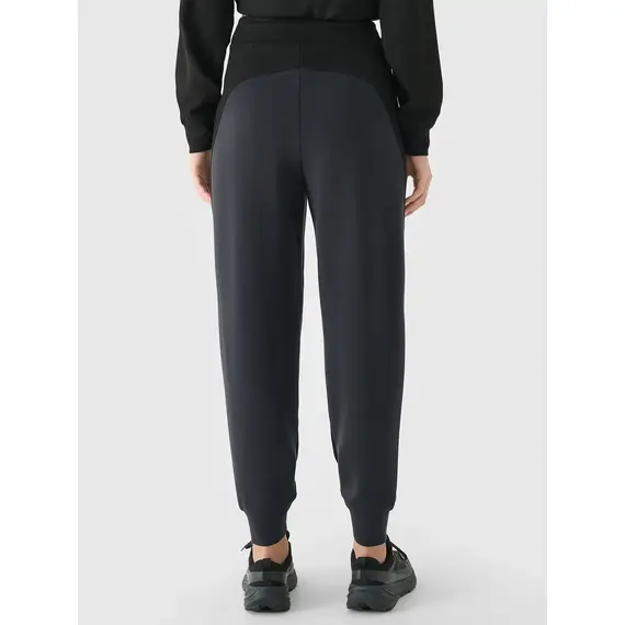 4F spodnie dresowe damskie z kieszeniami 4FWAW25TTROF1180 czarne, Kolor: czarny, Rozmiar: XS, 3 zdjęcie