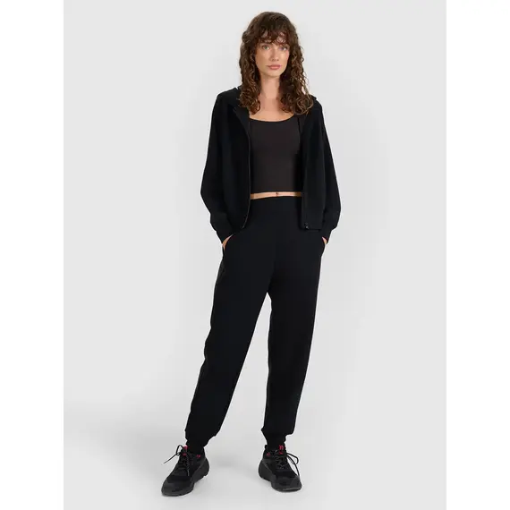 4F spodnie dresowe damskie z kieszeniami 4FWAW25TTROF1180 czarne, Kolor: czarny, Rozmiar: S