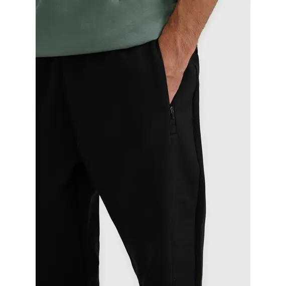 4F spodnie typu jogger z tkaninowymi wstawkami 4FWAW25TTROM1252, Kolor: czarny, Rozmiar: XL, 5 zdjęcie