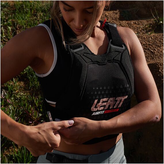 LEATT Buzer damski Chest Protector 3DF AirFit Evo Women, Kolor: czarny, Rozmiar: XXS/XS, 3 zdjęcie