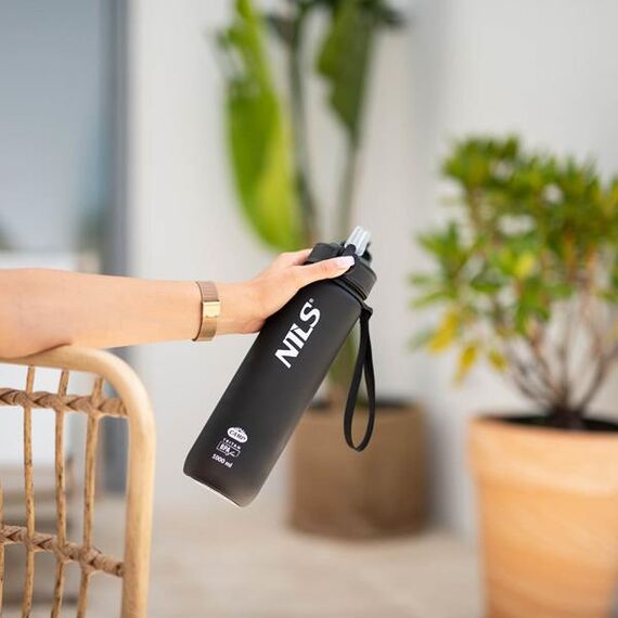 NILS CAMP NCD68 butelka tritanowa butelka na wodę 1000 ml pomarańczowa/niebieska, Kolor: czarny, 4 zdjęcie